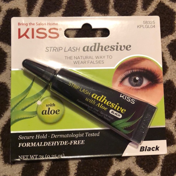 Kiss Lash adhesive - Picture 1 of 3